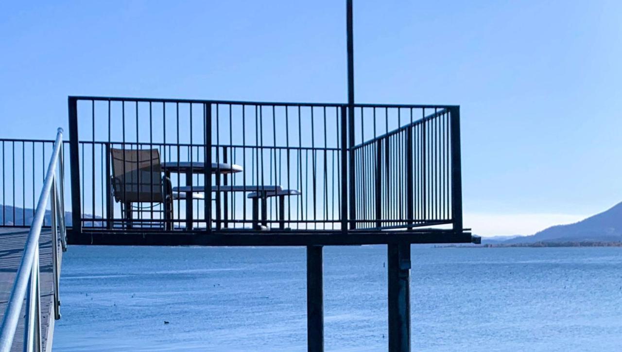 Anchorage Inn Lakeport Buitenkant foto