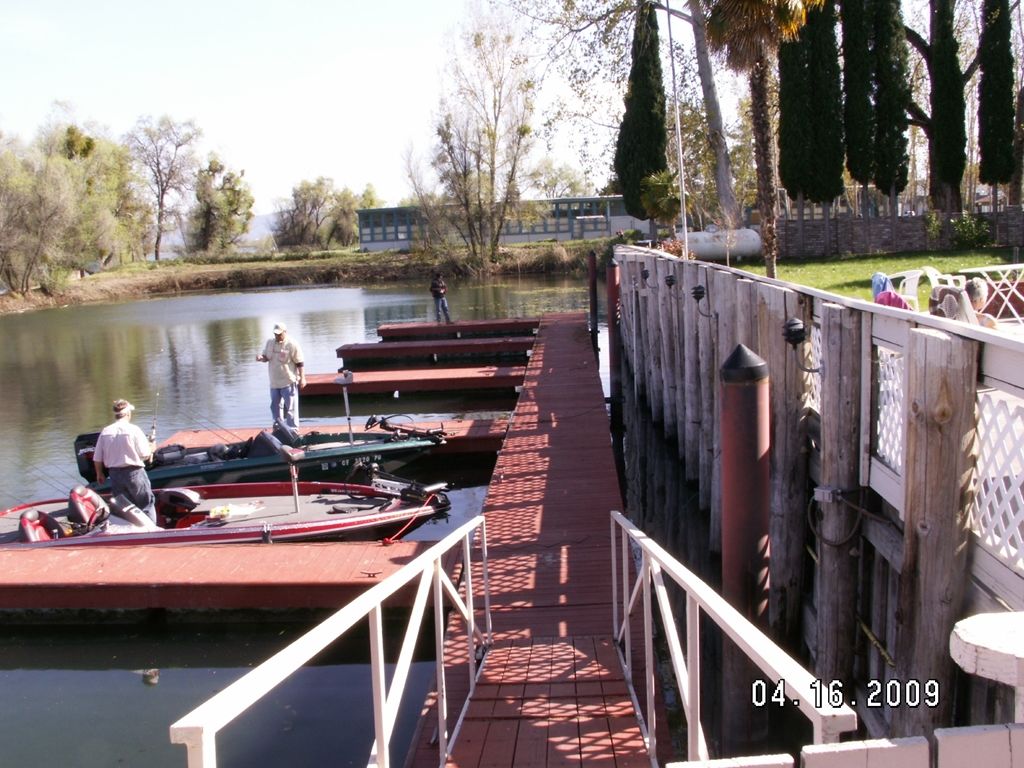 Anchorage Inn Lakeport Buitenkant foto